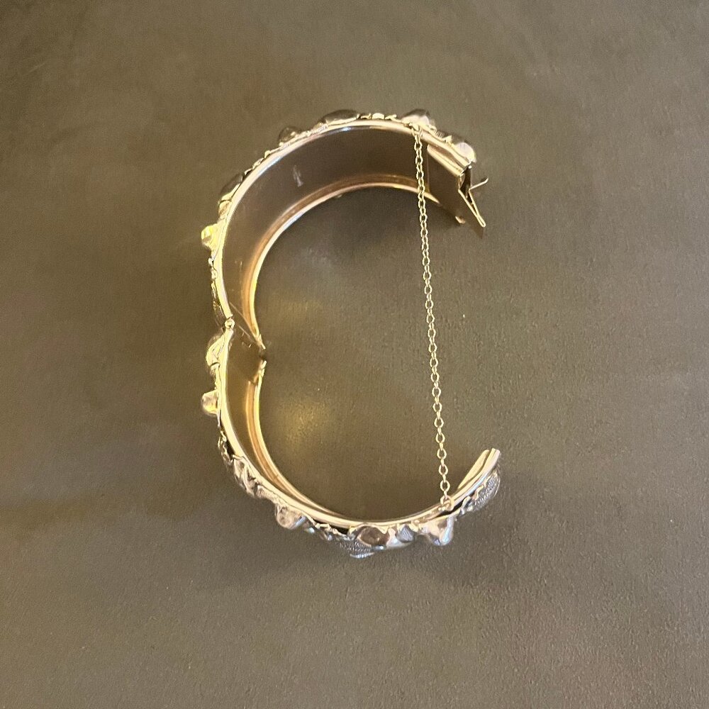 Vintage Goldtone Whiting & Davis Bangle Bracelet - Picture 9 of 13